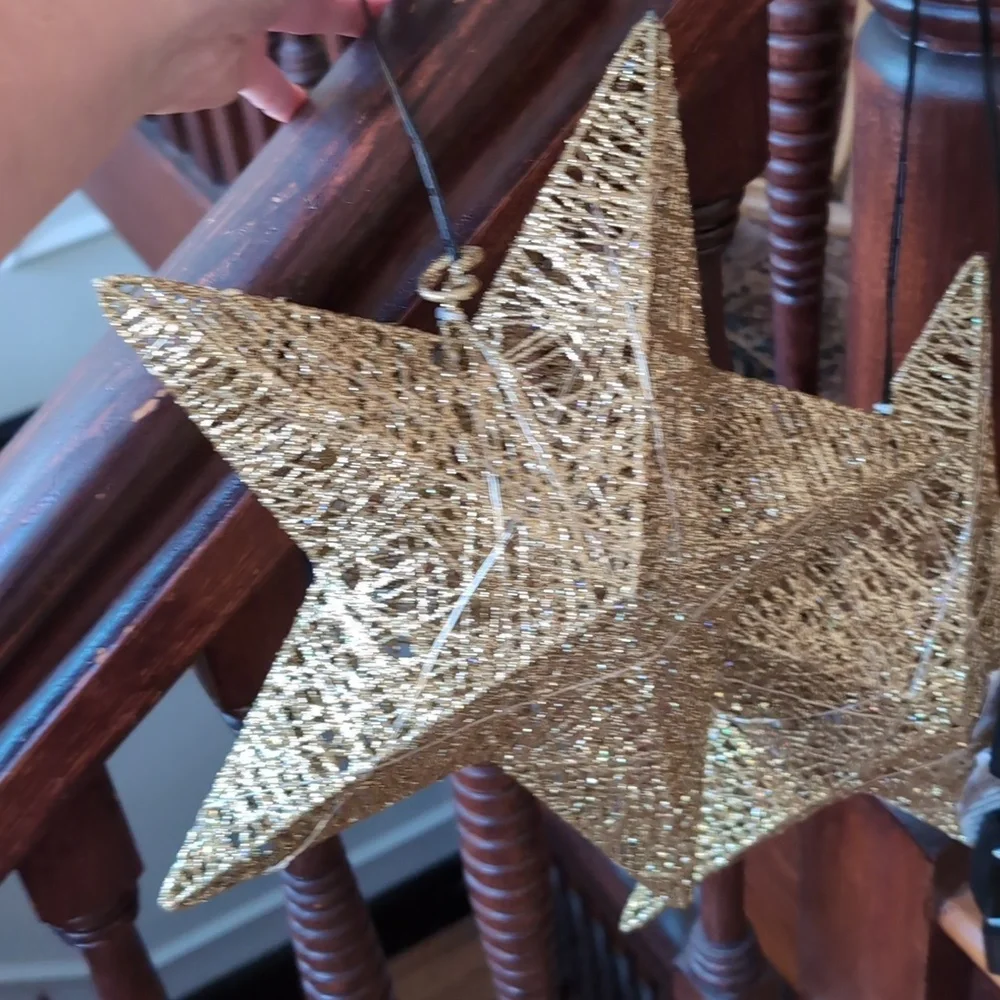 Three 3 Large Blinking Hanging Stars with Plugs
